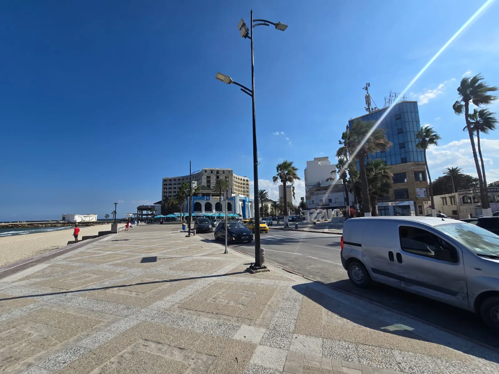 AVENDRE DES APPARTEMENT PLEIN ZONE TOURISTIQUE SOUSSE