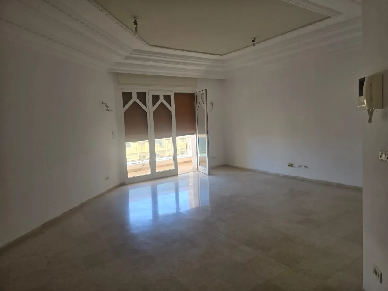 AVENDRE DES APPARTEMENT PLEIN ZONE TOURISTIQUE SOUSSE