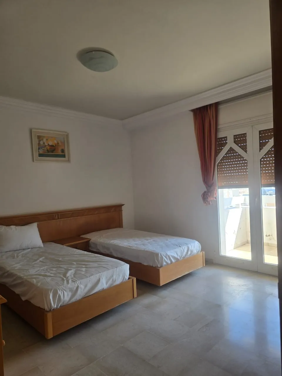 AVENDRE DES APPARTEMENT PLEIN ZONE TOURISTIQUE SOUSSE