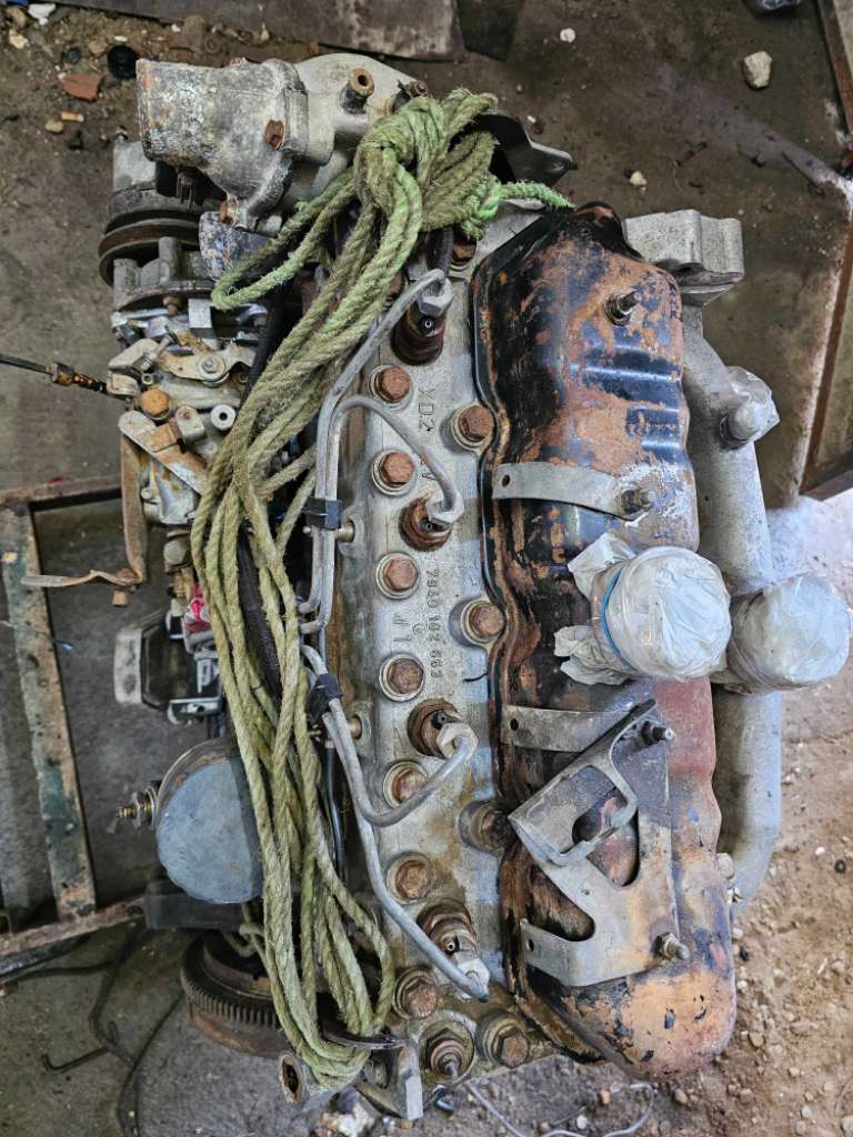 Moteur et piece peugeot 505