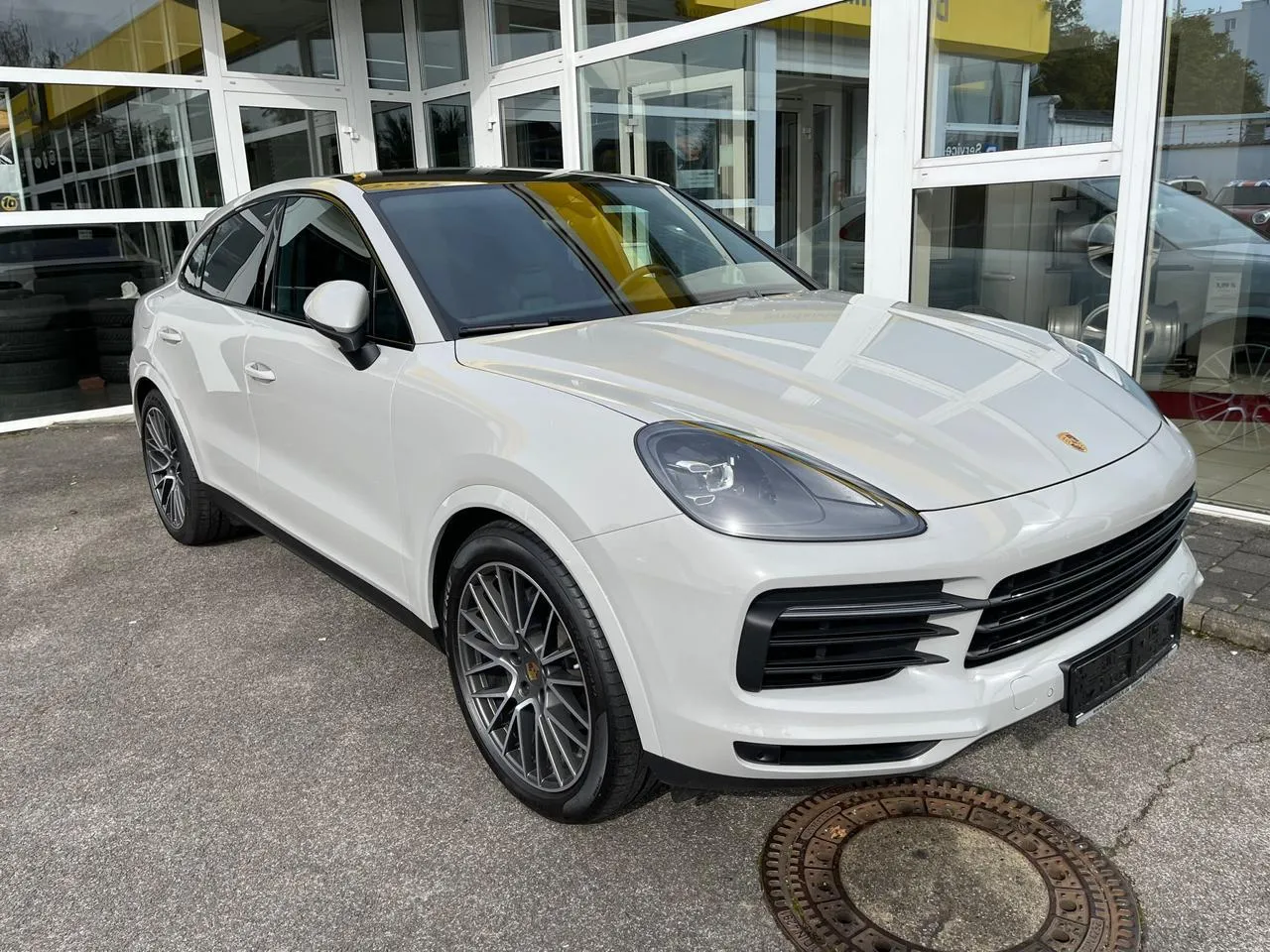 Porsche Cayenne Coupé Crayon