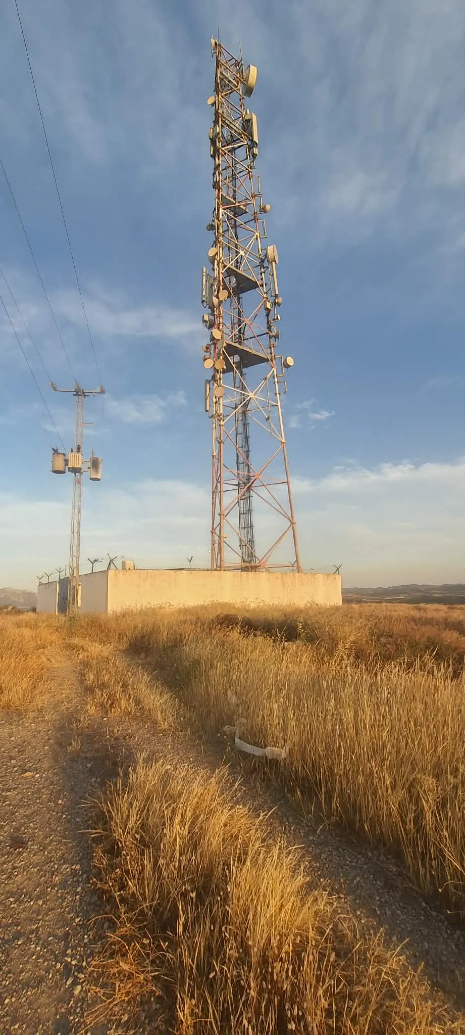 terrain 1000m a Mhamdia ben arous قطعة أرض 1000م بالمحمدية
