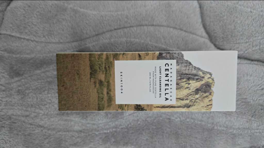 Madagascar Centella Light Cleansing Oil 200ml