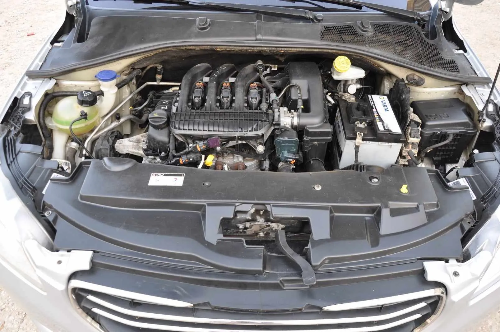 PEUGEOT 301-CITROËN C -ELYSÉE TEL 24.300 PRIX 24.300