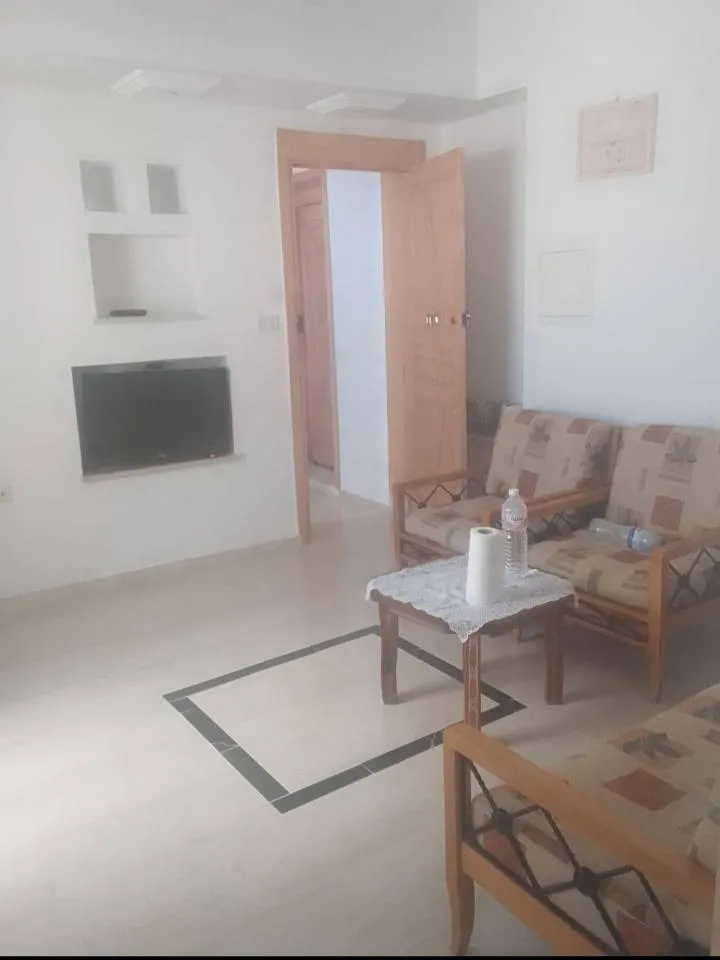 un appartement s+1 meublé situé à jardins d'el menzah