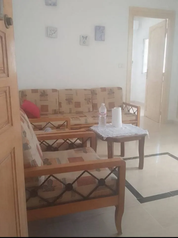 un appartement s+1 meublé situé à jardins d'el menzah