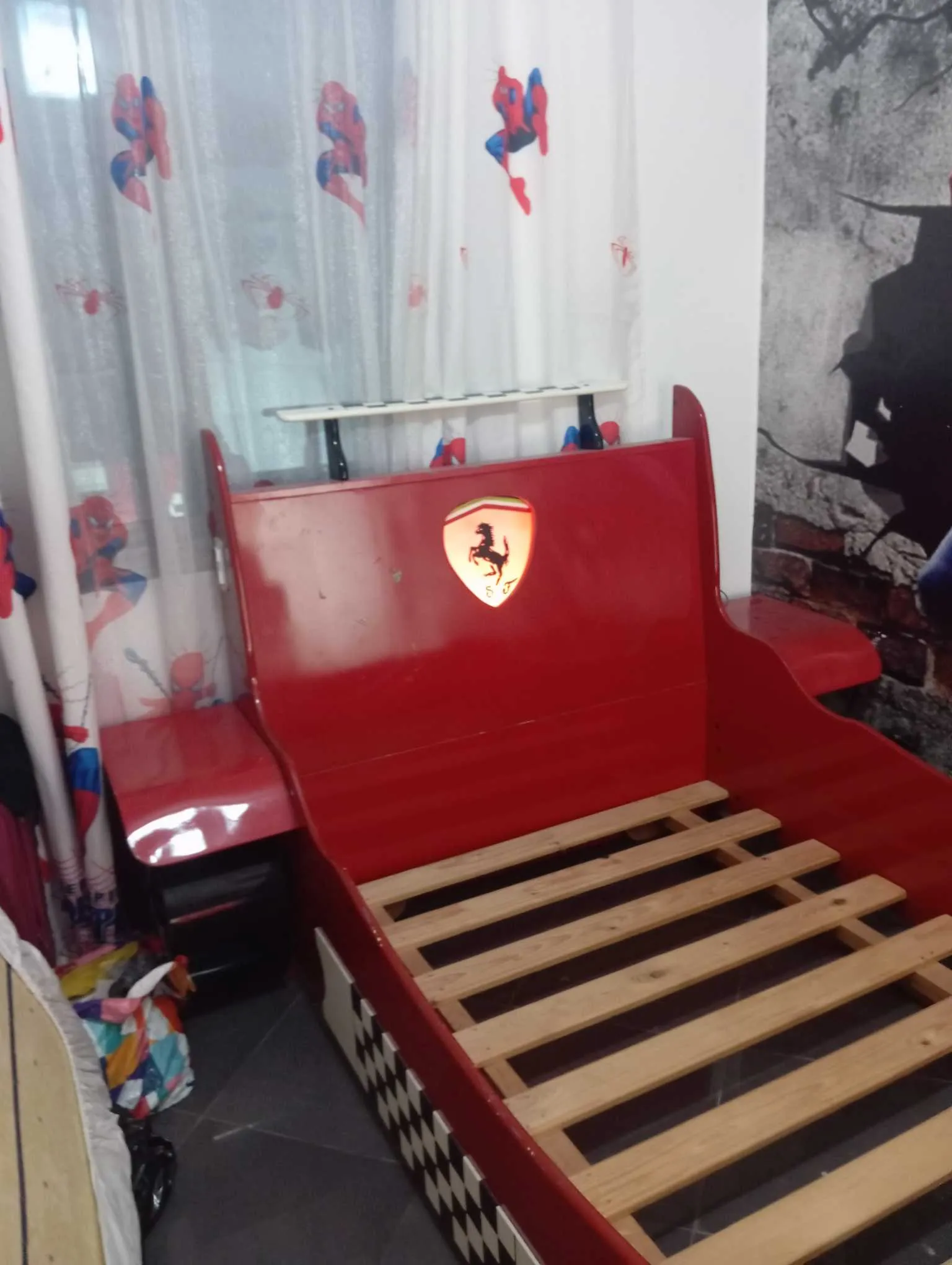 Chambre garçon Ferrari