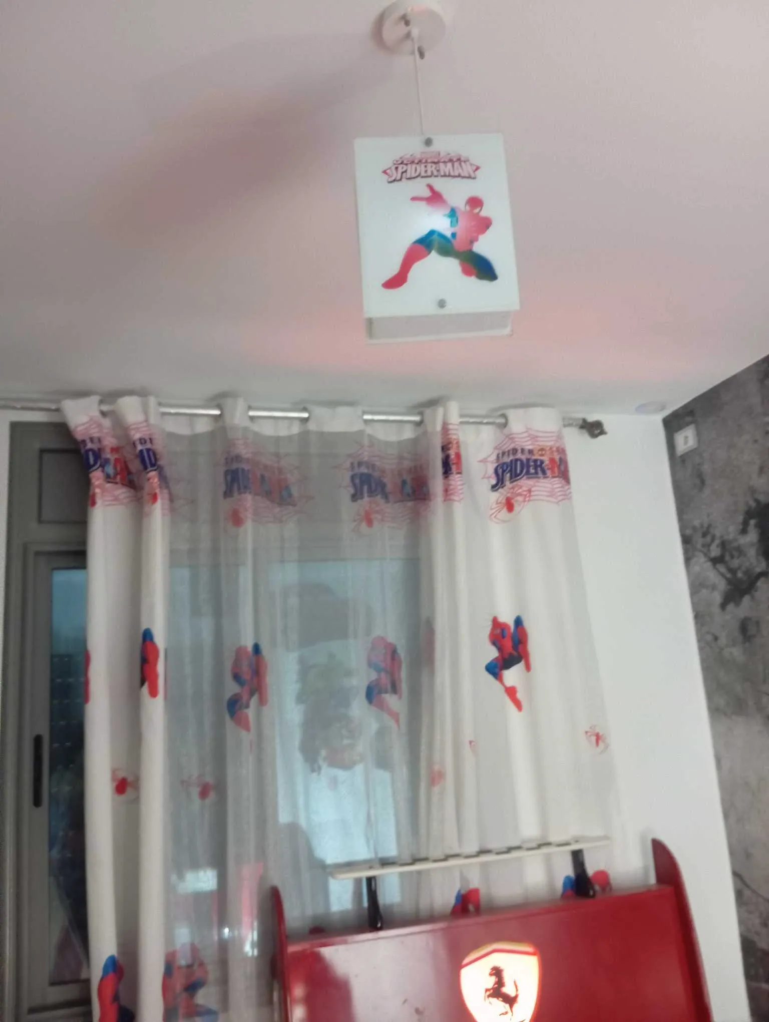 Chambre garçon Ferrari
