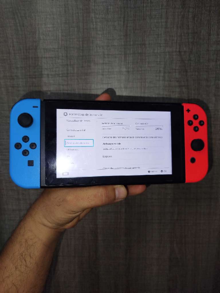 Nintendo switch V2 modéle 2023