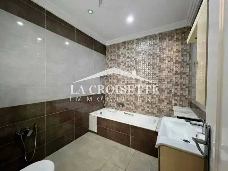 Appartement s4 à la Marsa ZAL2159