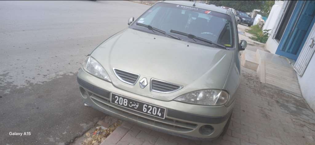 A vendre voiture boîte automatique