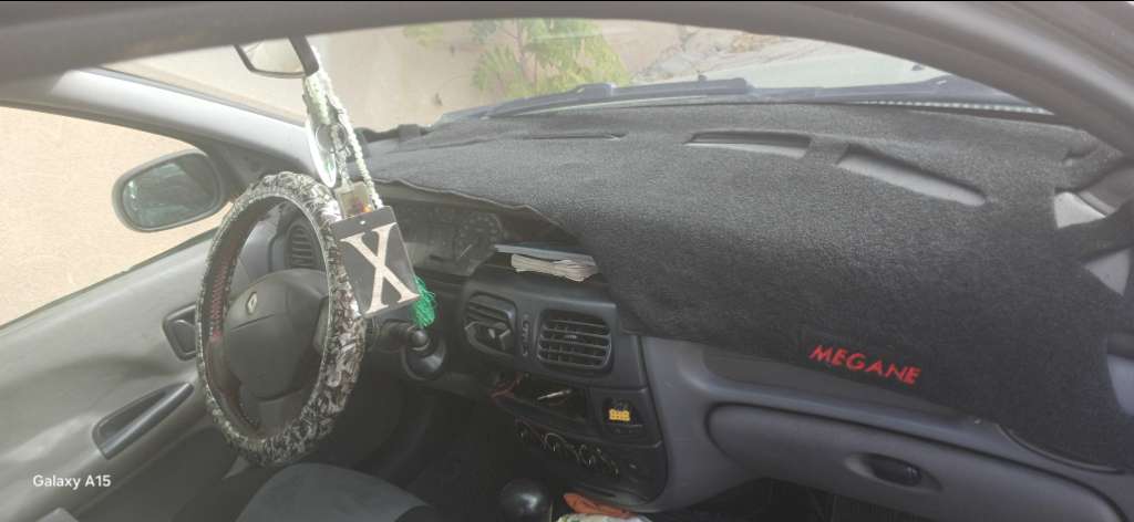 A vendre voiture boîte automatique
