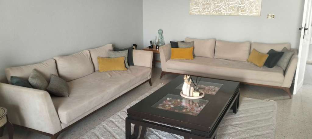salon 8 places قلم اللوح