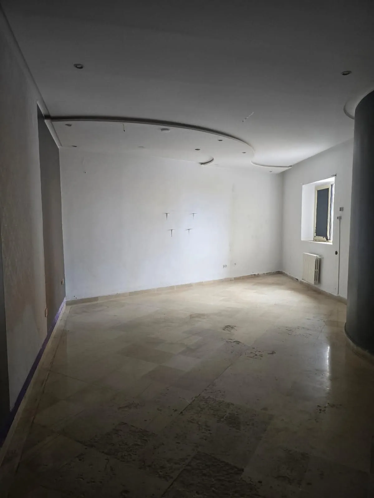 Appartement S+2 de 112m² avec place de parking privé au sous-sol