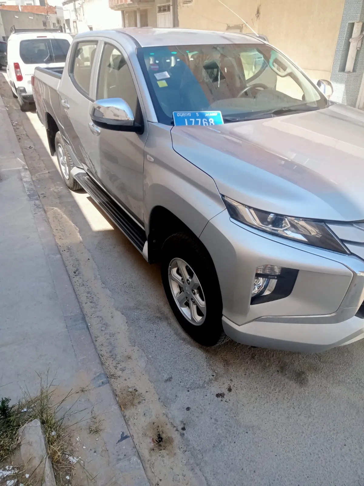 L200 Mitsubishi 