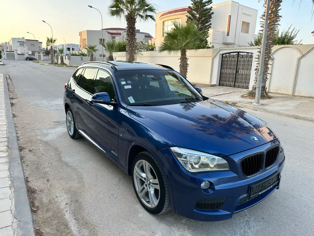 Belle BMW x1 restylé phase 2 kit M full options ndhifa barcha