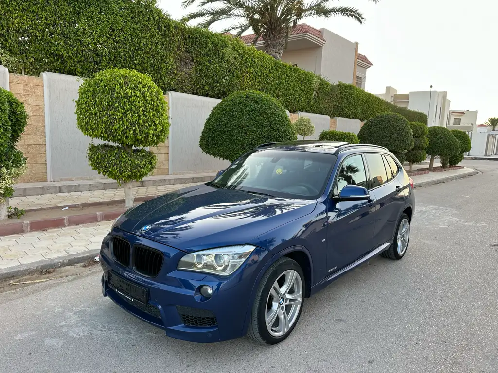 Belle BMW x1 restylé phase 2 kit M full options ndhifa barcha
