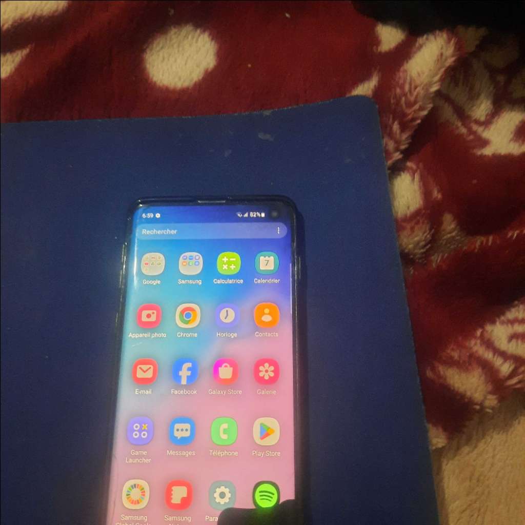 Samsung galaxy s10 à bendre