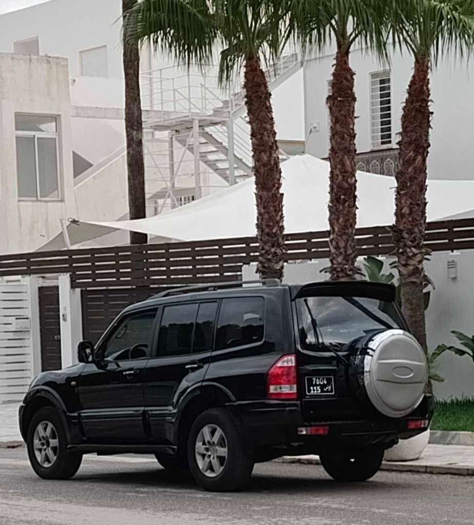 🚘 MITSUBISHI PAJERO 3.2 DI-D 