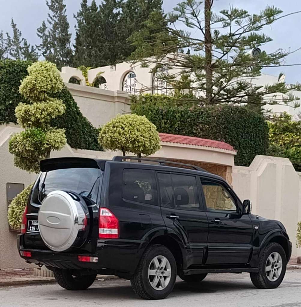 🚘 MITSUBISHI PAJERO 3.2 DI-D 
