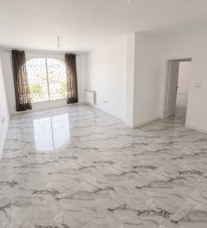 À Louer – Appartement S+3 Rénové à Cité Hadika 1, Ettahrir