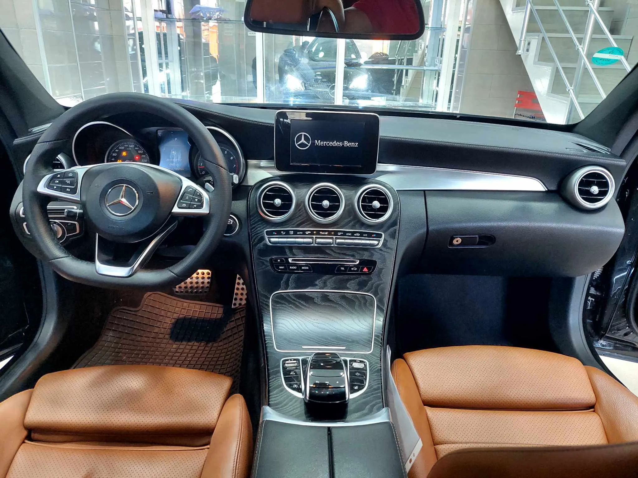 Mercedes-Benz C coupe 2018-Tel 98479647-21140009
