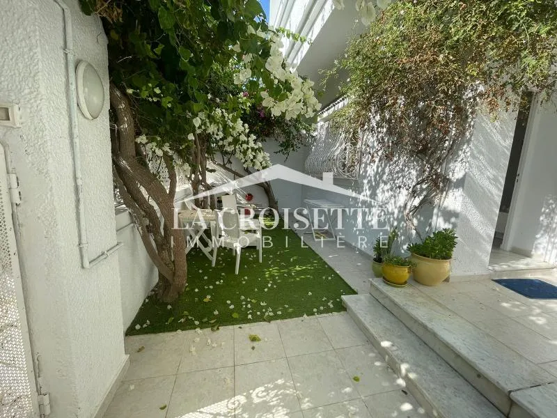 Appartement s2 meublé avec terrasse vue sur mer à La Marsa MAL1212
