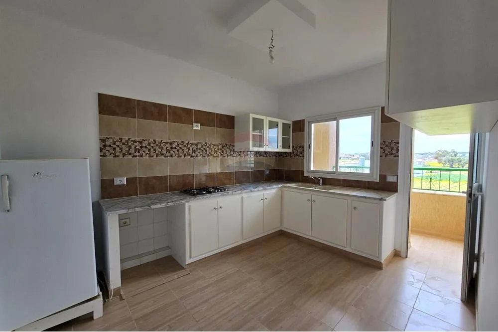 Un appartement-S+1 - Route Hammam Al Ghezaz, Kélibia