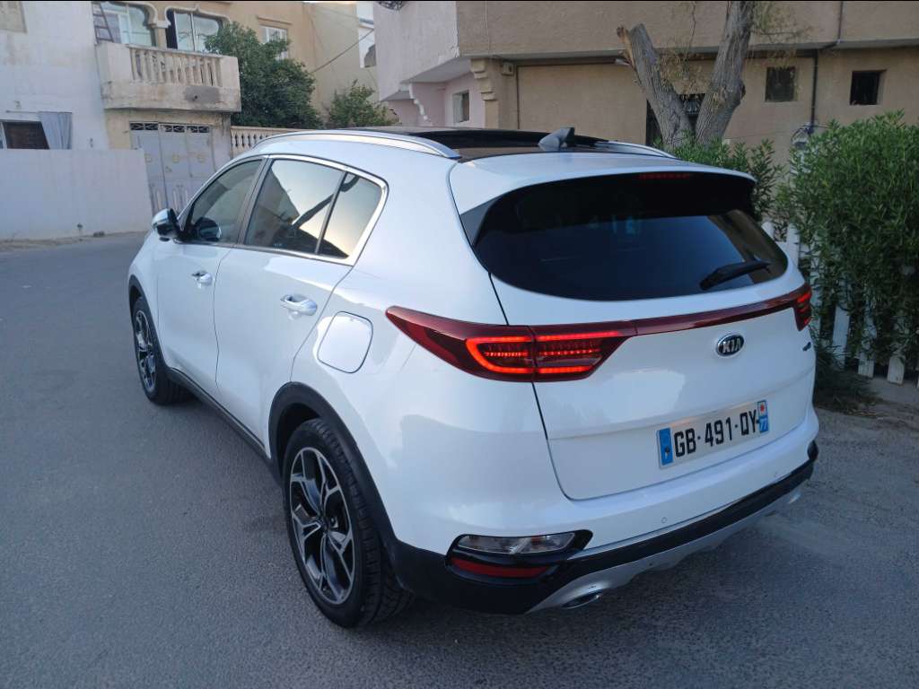 KIA SPORTEGE GT.LINE PRENIOME 1er main BOÎTE AUTO DIESEL Tel 24 313 594