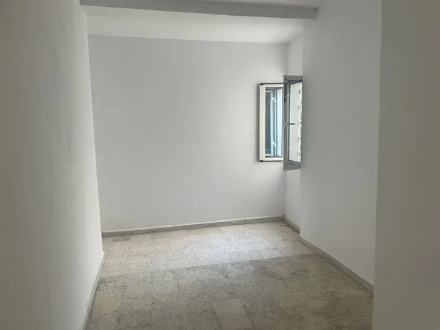 Grande maison rez-de chaussee a Ibn Sina 1 - 160 m2