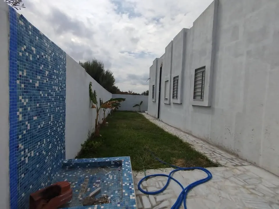 villa plein pied avec piscine 29730412