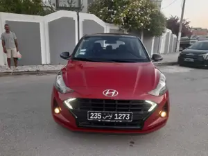 HYUNDAI GRAND I1O PREMIÈRE MAIN À L'ÉTAT NEUF 