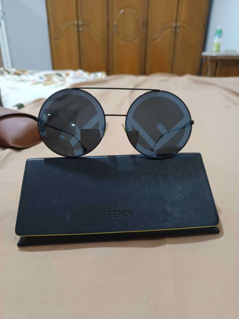 Lunettes solaires 