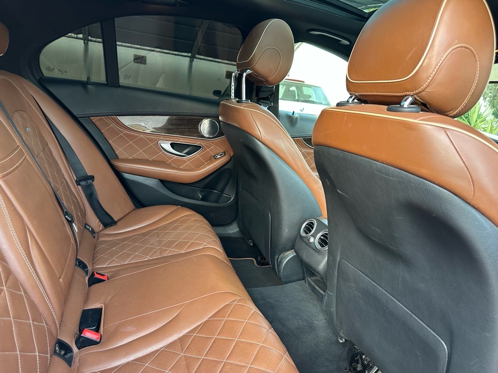 MERCEDES C 180 AMG W205