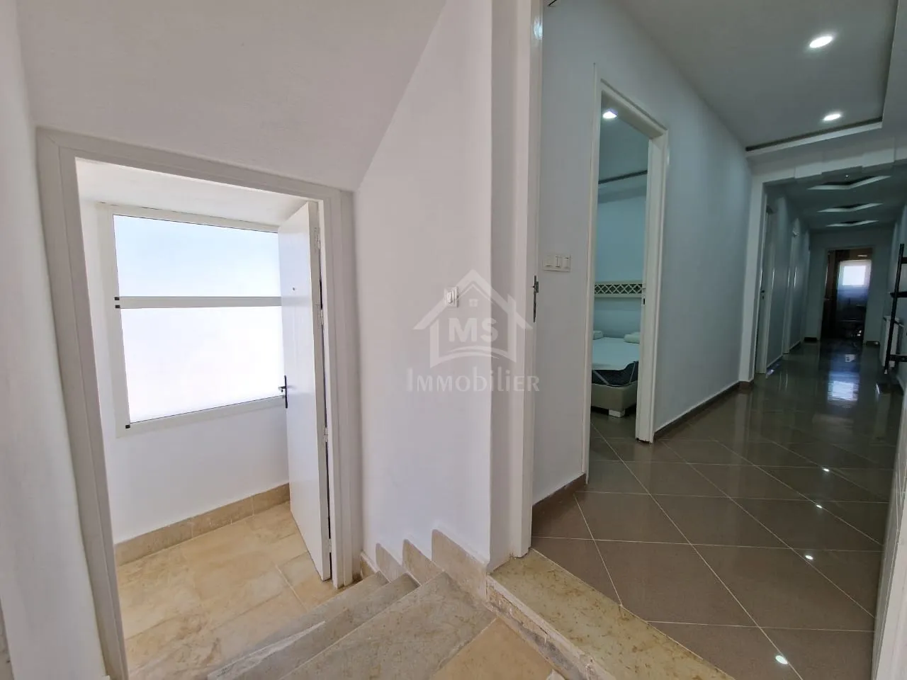 Duplex meublé avec vue de mer à Hammamet Nord à vendre