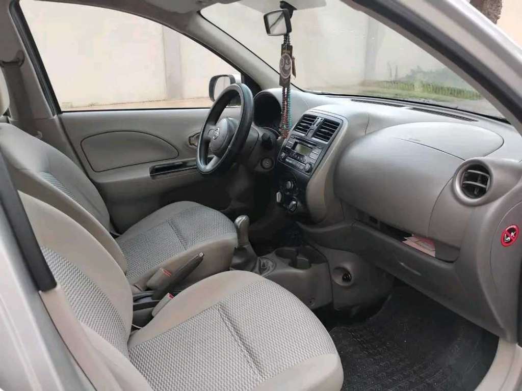 NISSAN MICRA PREMIÈRE MAIN TRÈS PROPRE 