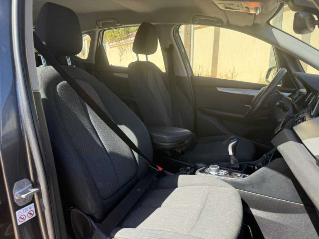 BMW SÉRIE 2 216D