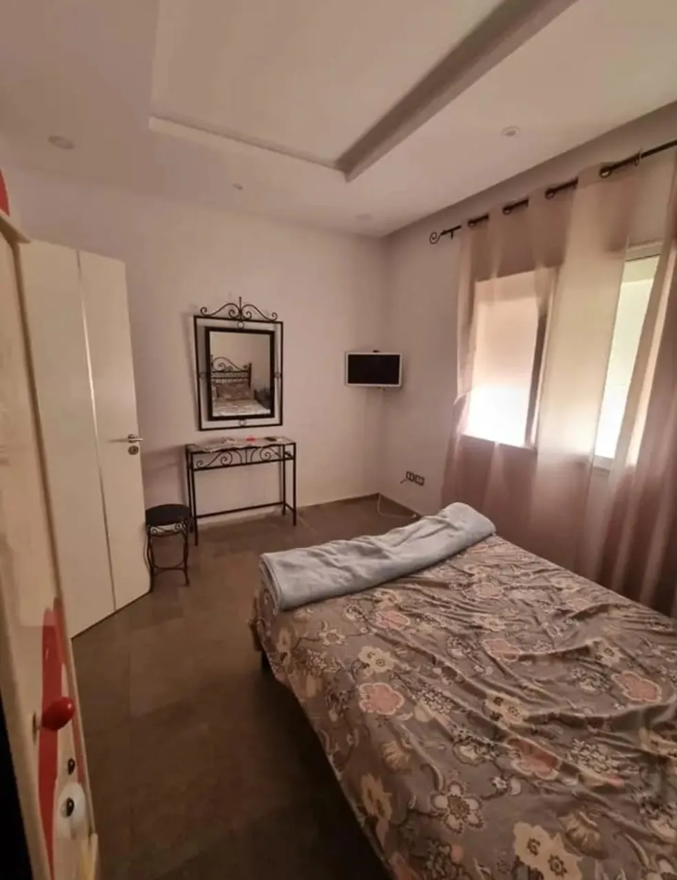 đHERGLA VOUS APPELLE! S+1 Moderne + Parking Ă Prix Mini đ°