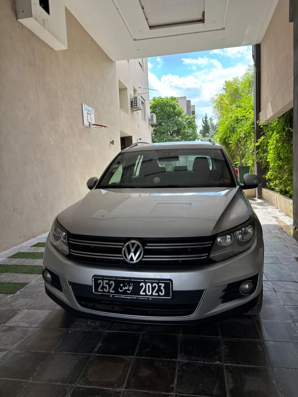 Volkswagen Tiguan 2014 – Essence 2.0 – Full Options – Gulf Specs