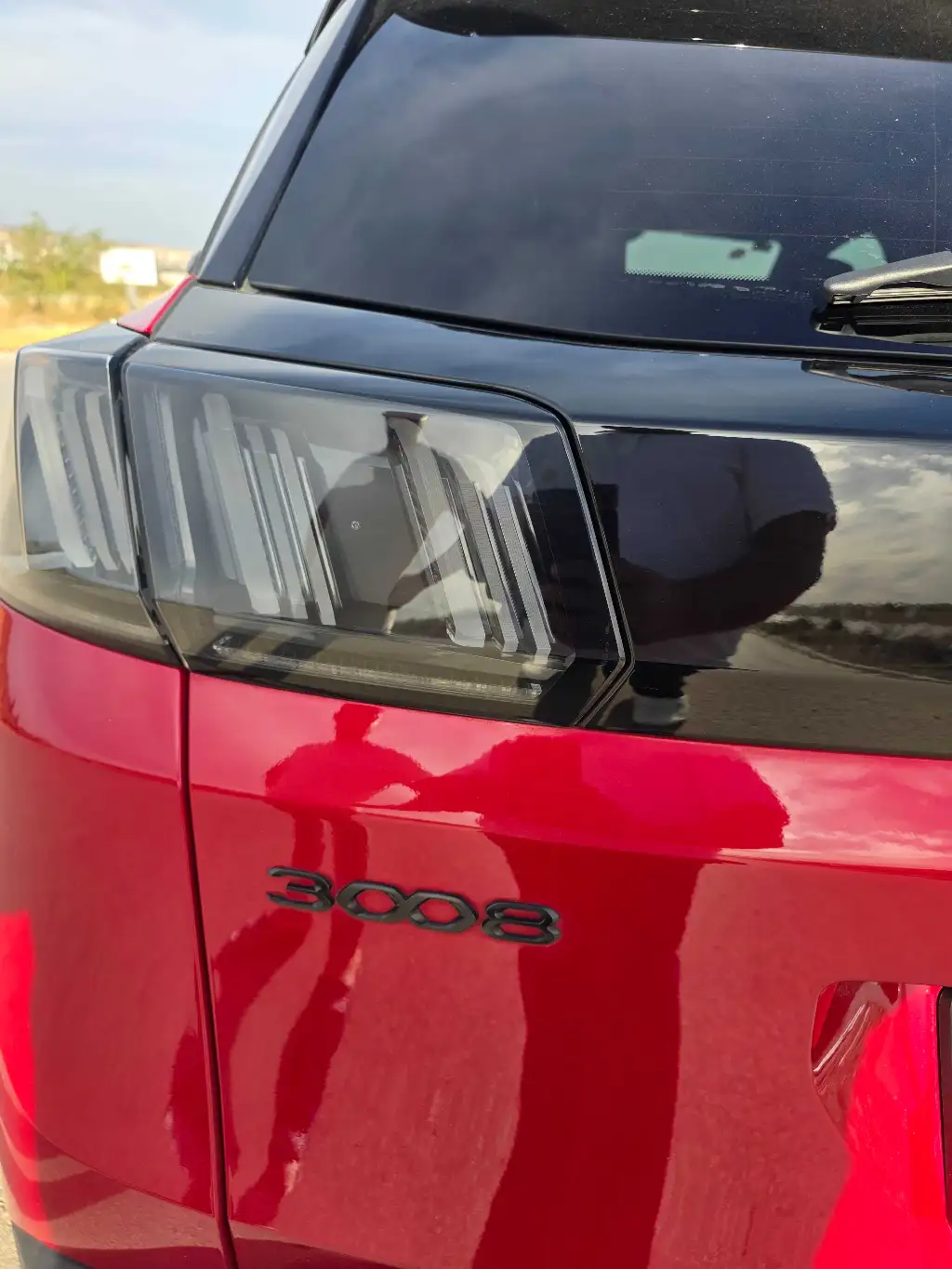 PEUGEOT 3008 HYBRID 