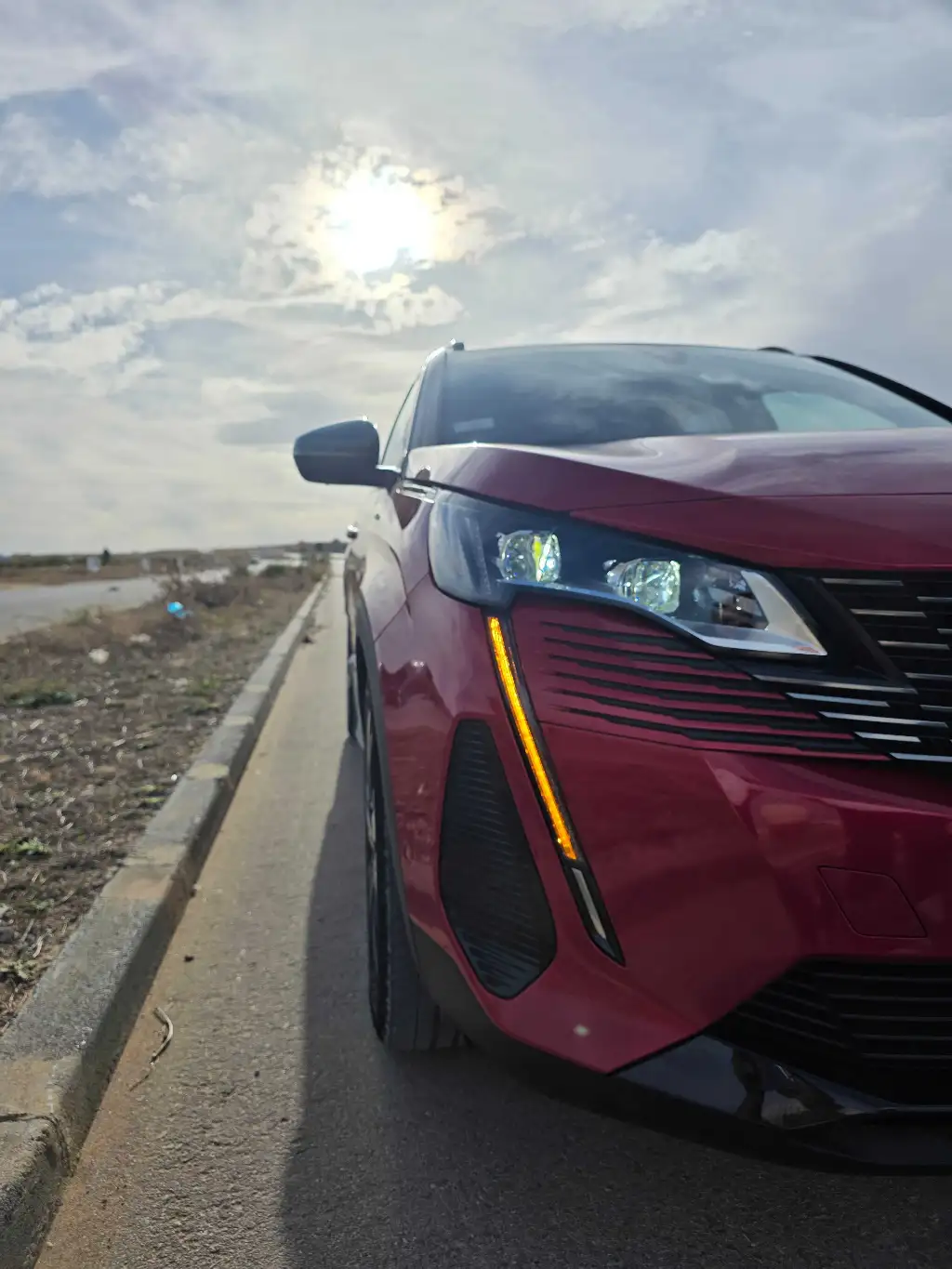 PEUGEOT 3008 HYBRID 
