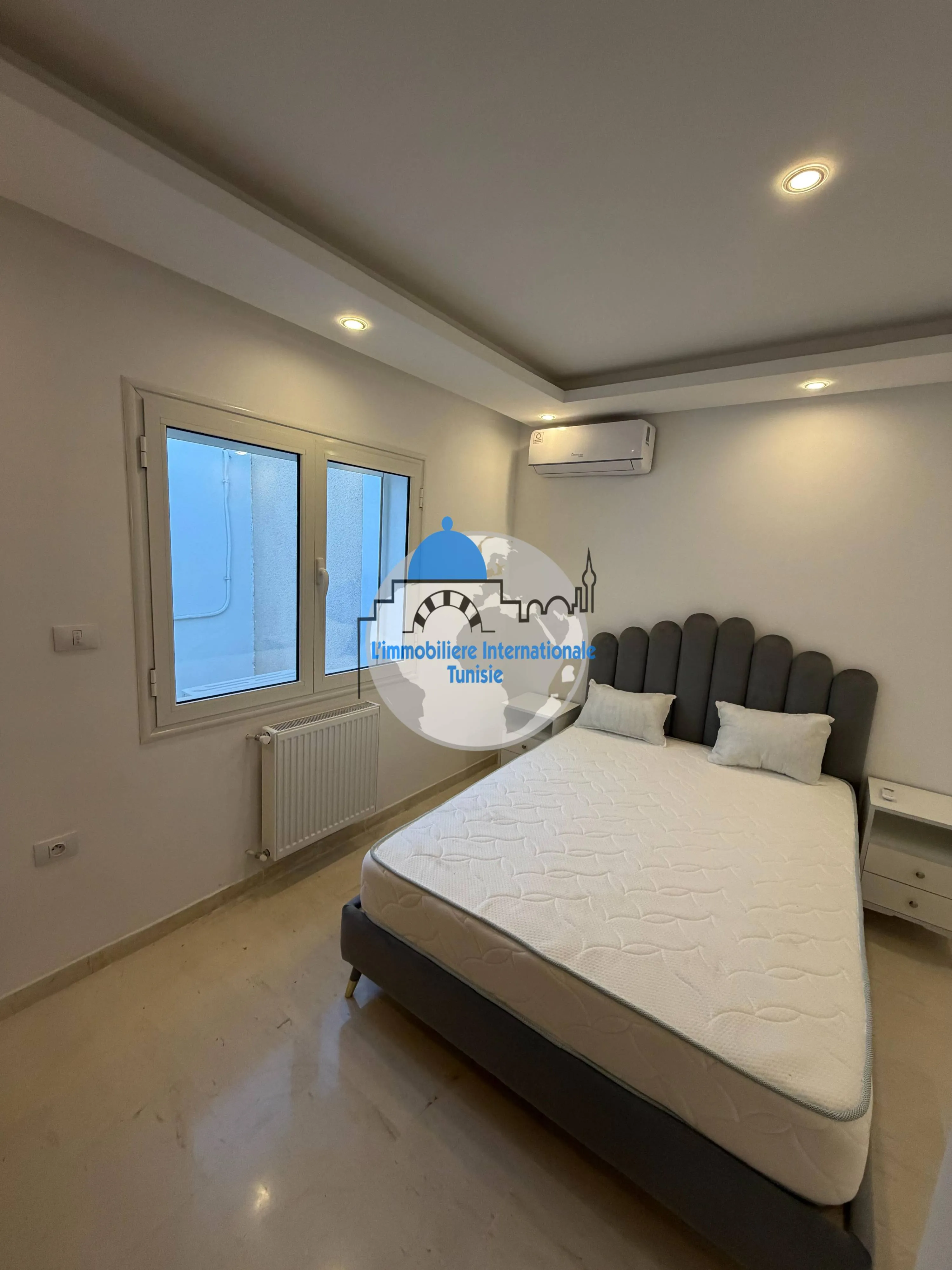 Location annuelle S+2 meublé avec place de parking - à Sahloul