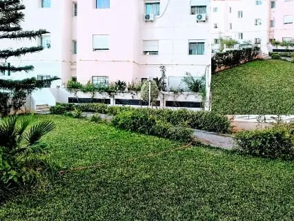 Proche lac2 Cité wahat S4 meublé Neuf pour étranger