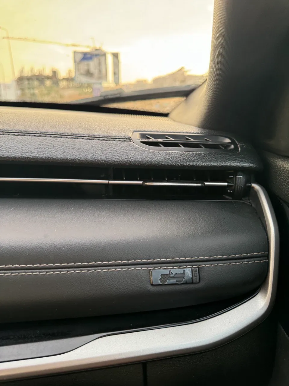 Jeep Compass 4xE 80th Anniversary Edition Hybrid - Limited Edition