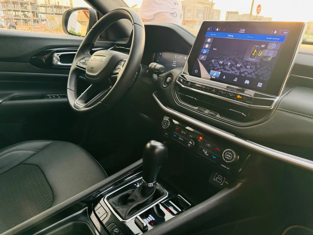Jeep Compass 4xE 80th Anniversary Edition Hybrid - Limited Edition