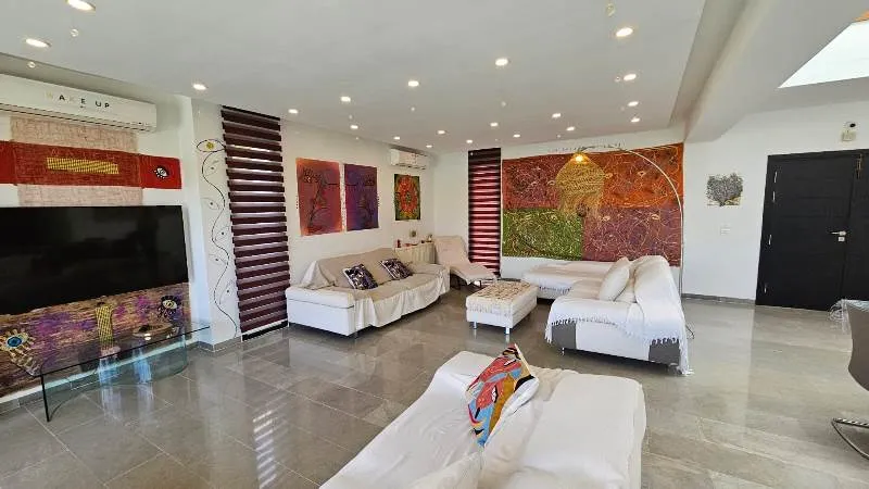 Villa SPLENDEUR (Réf: V2787)