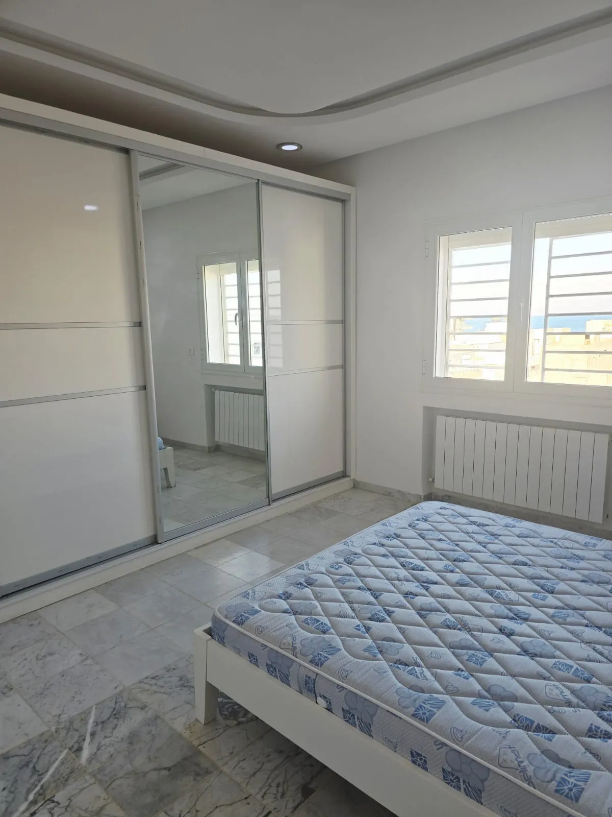 Appartement S+3 Avec Vue Mer En Vente  à Tantana, Chott Mariem
