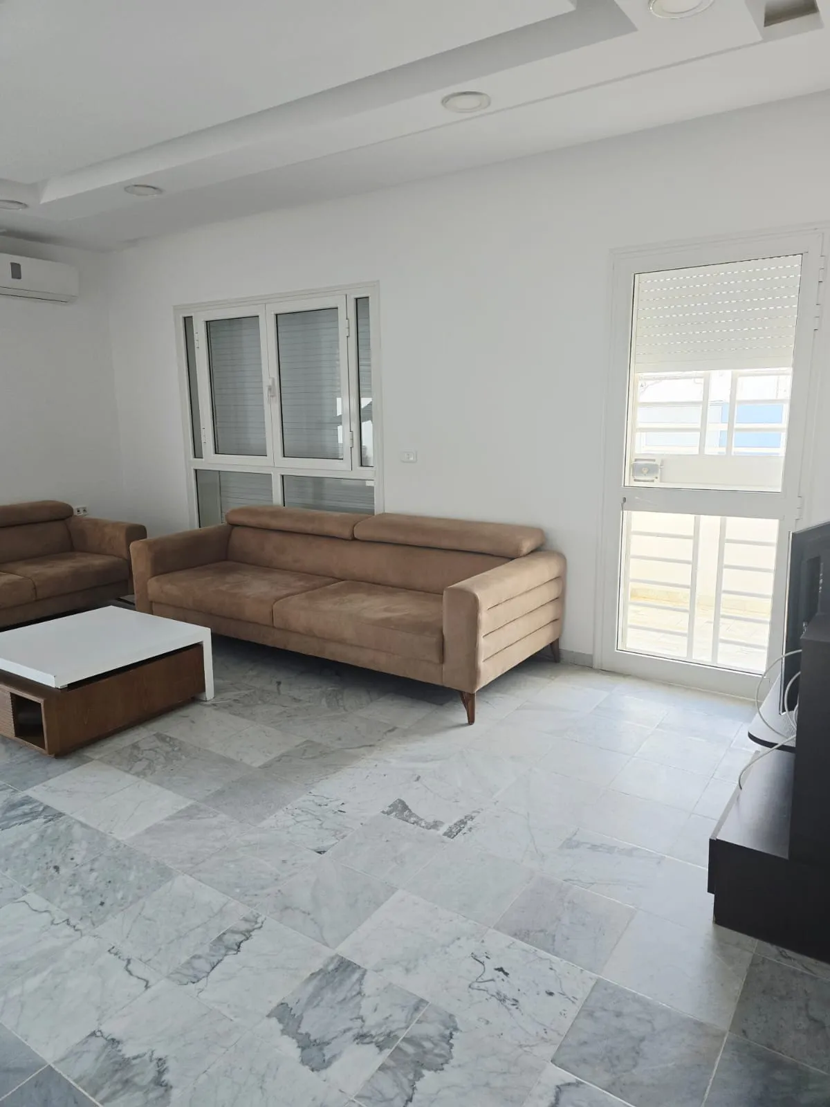 Appartement S+3 Avec Vue Mer En Vente  à Tantana, Chott Mariem