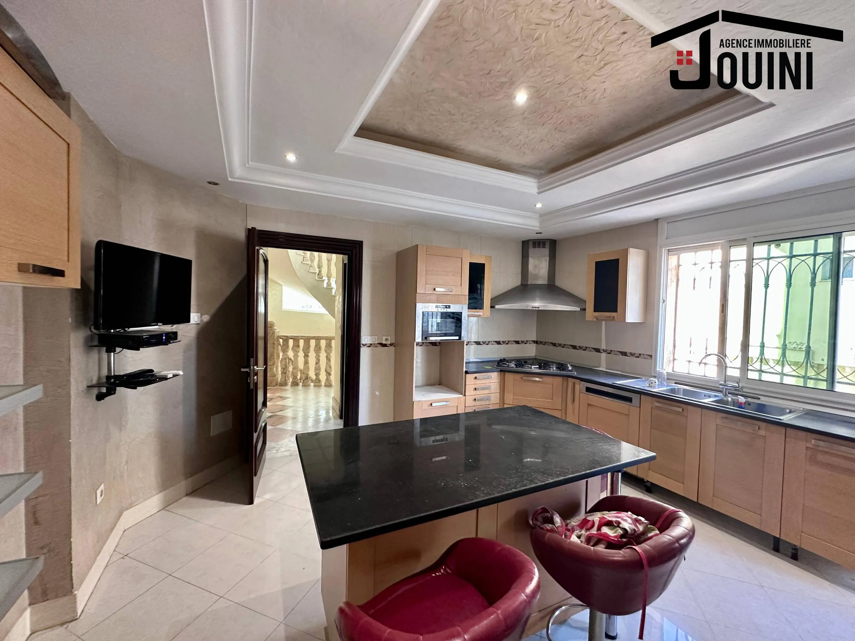 Villa De Prestige 550 M² Au Bardo