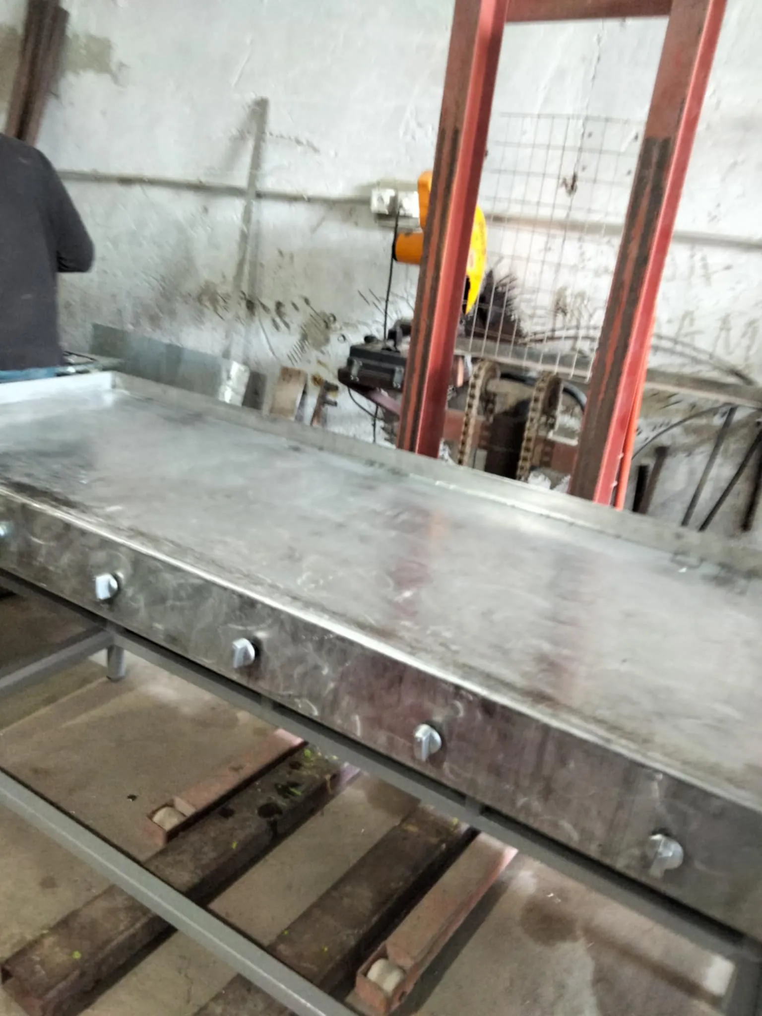 Fabrication de tous genres de grillades en inox